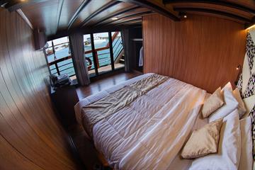 Upper Deck Double Cabins