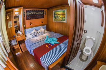 Upper Deck Double Cabins