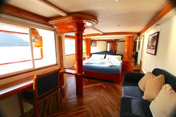 Double Suite - Millennium Yacht