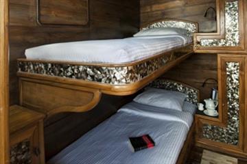 Marylin Luxury Bunk Bed Cabin