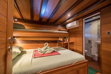 Lower Deck Double/Twin Cabins