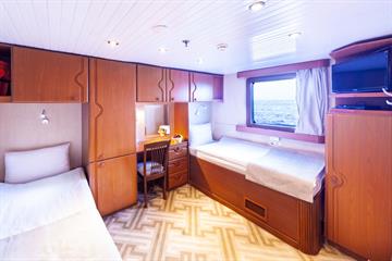 Main Deck Twin Cabins