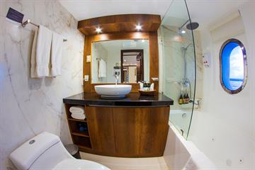 #en-suitebathrooms