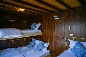 Upper Deck Triple Cabin