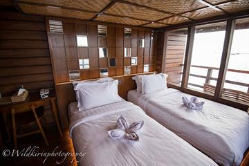 Upper Deck Double Cabin
