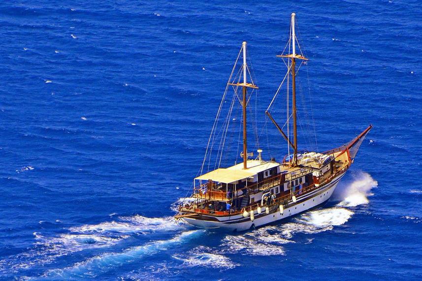 The Aegeotissa takes guests on adventure cruise through the Greek Islands
